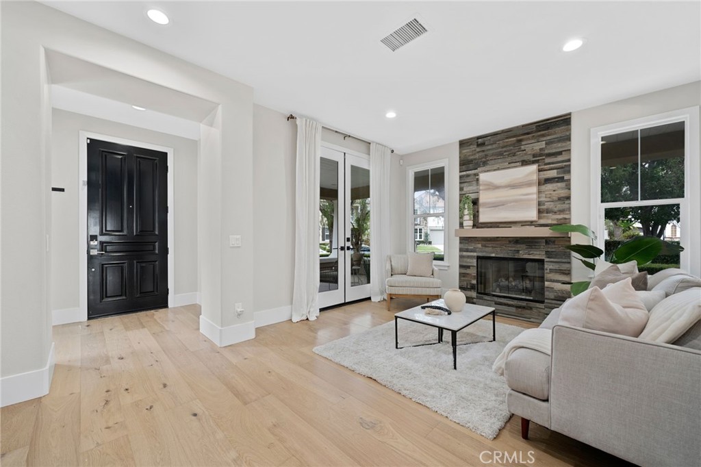 18 Foliate Way Ladera Ranch, CA 92694 - Photo 7 of 71 Entry