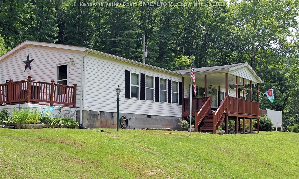 614 Clio Road Clendenin, WV 25045 - Photo 6 of 24 Gallery Image 6