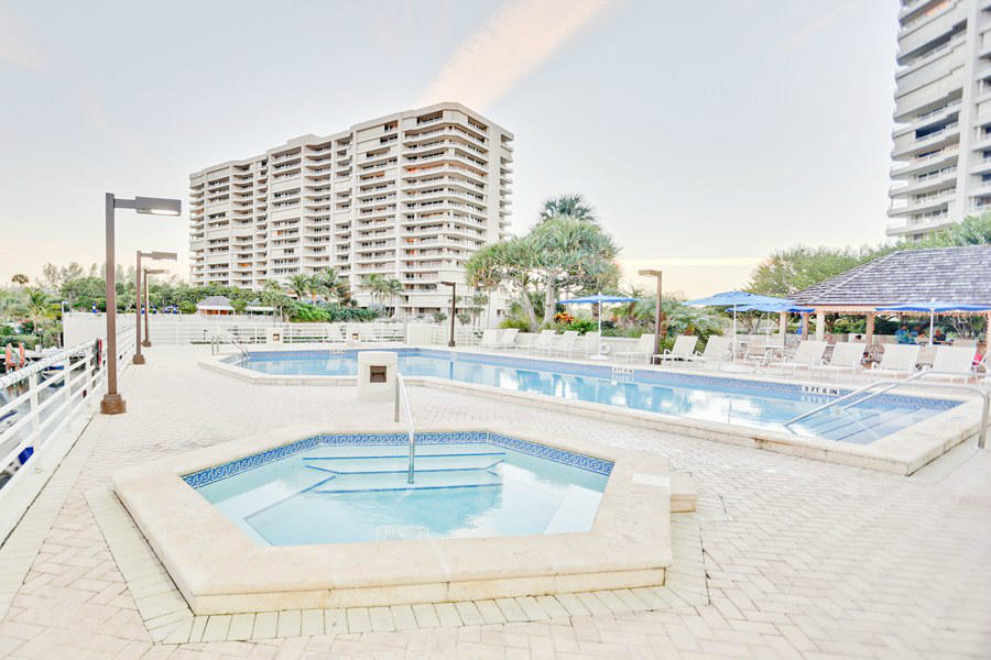 4401 North Ocean Boulevard, Unit TH19 Boca Raton, FL 33431 - Photo 32 of 36 34