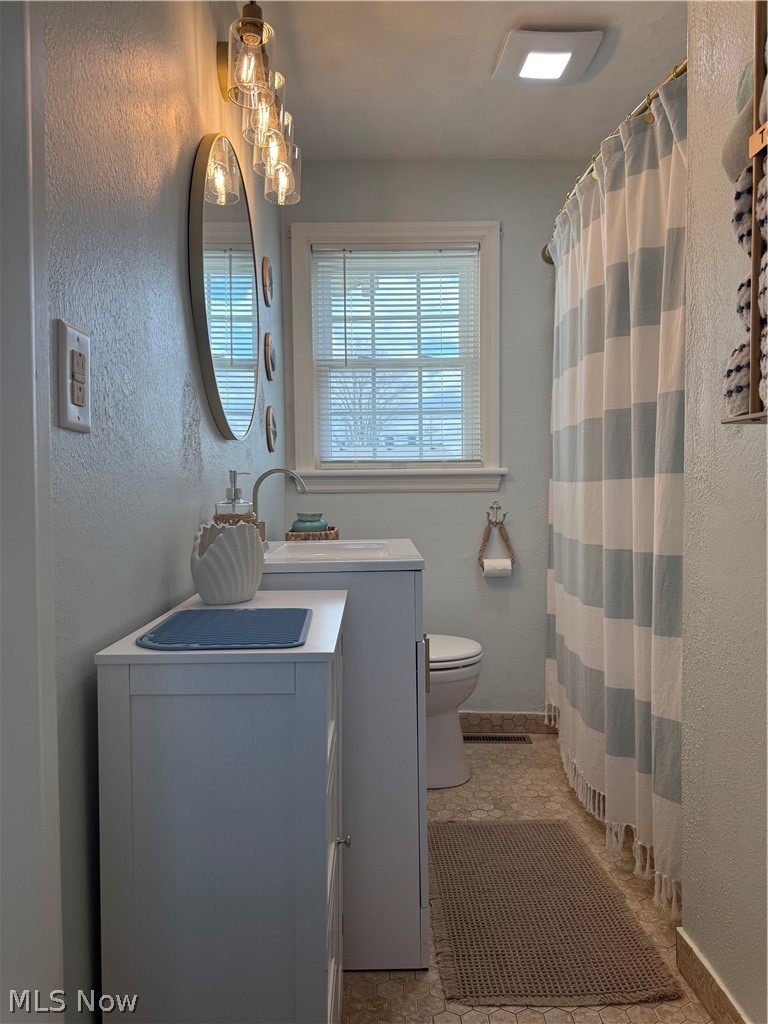5237 Lake Road West, Unit 111 Ashtabula, OH 44004 - Photo 7 of 24