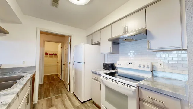 $2,000 | 1265 Millbrook Trail, Ann Arbor, MI 48108