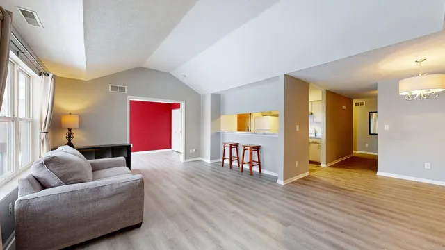 $2,000 | 1265 Millbrook Trail, Ann Arbor, MI 48108