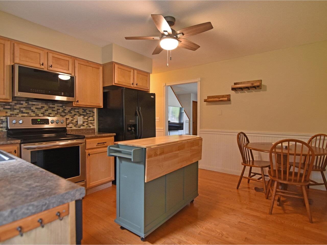 916 Williams Road, Unit 2 Colchester, VT 05446 - Photo 17 of 45 Gallery Image 17