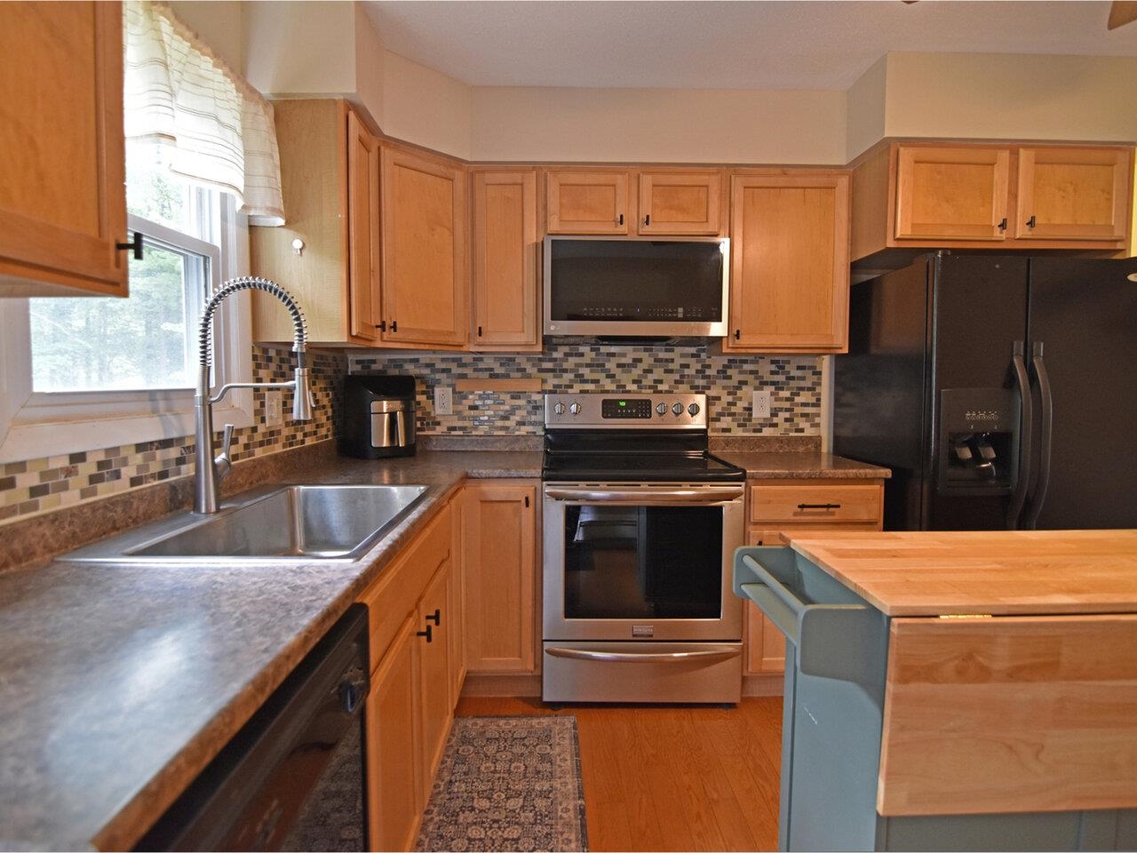 916 Williams Road, Unit 2 Colchester, VT 05446 - Photo 18 of 45 Gallery Image 18