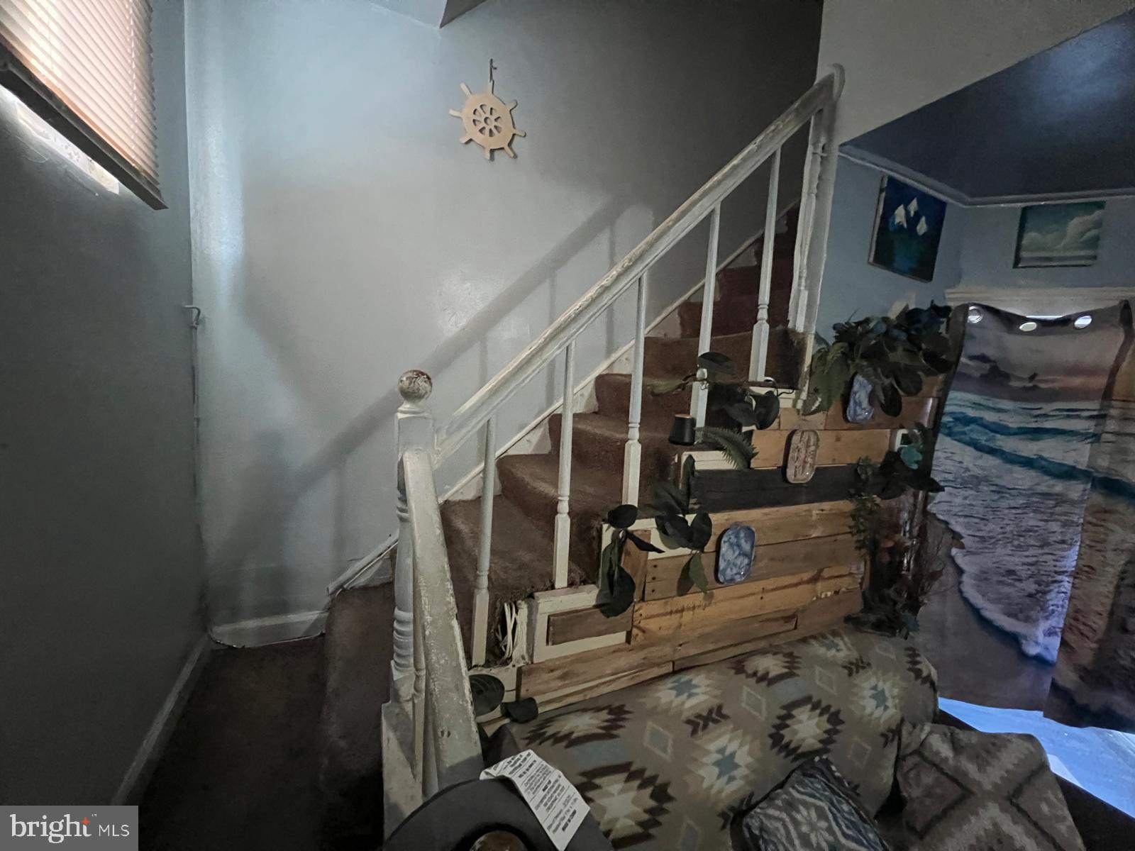 519 Cherry Hill Road Baltimore, MD 21225 - Photo 7 of 20 a view of entryway