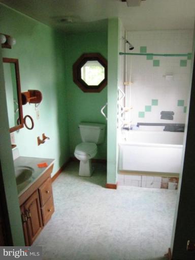 315 Philadelphia Road Joppa, MD 21085 - Photo 14 of 30 Bath #1