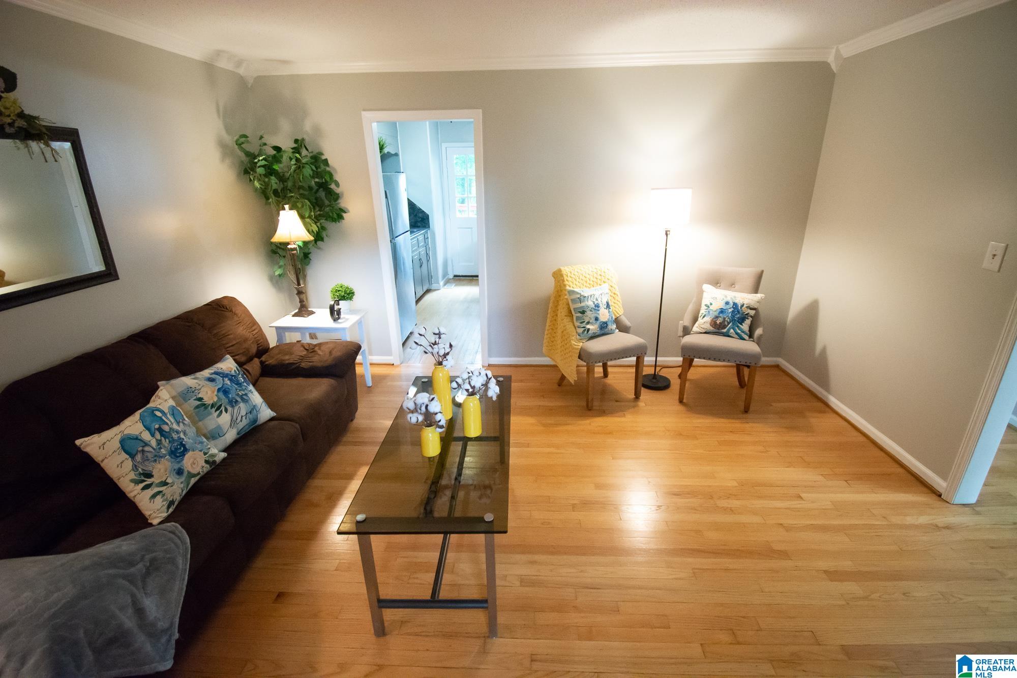 136 Hickory Street Alabaster, AL 35114 - Photo 6 of 36