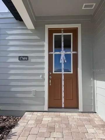 $2,600 | 17604 Northlake Grv Drive, Winter Garden, FL 34787