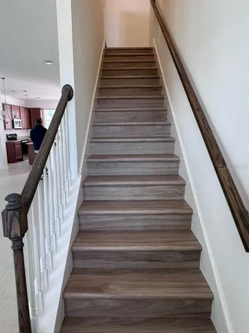 $2,600 | 17604 Northlake Grv Drive, Winter Garden, FL 34787