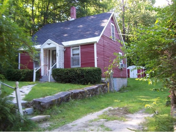 940 Broad Cove Road Hopkinton, NH 03229 - Photo 1 of 1