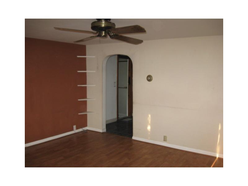 1023 South Roena Street Indianapolis, IN 46241 - Photo 3 of 7 Gallery Image 3