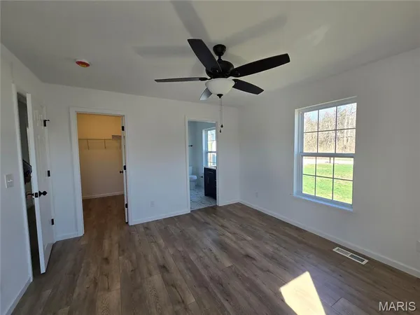 $312,500 | 221 Sycamore Creek Drive, Winfield, MO 63389