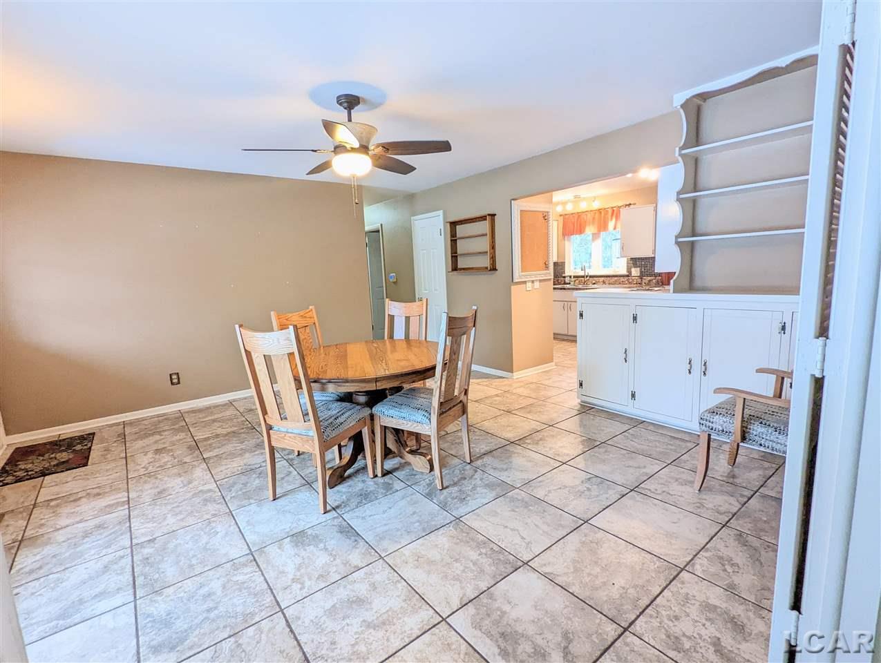 554 Riverside Avenue Adrian, MI 49221 - Photo 9 of 21