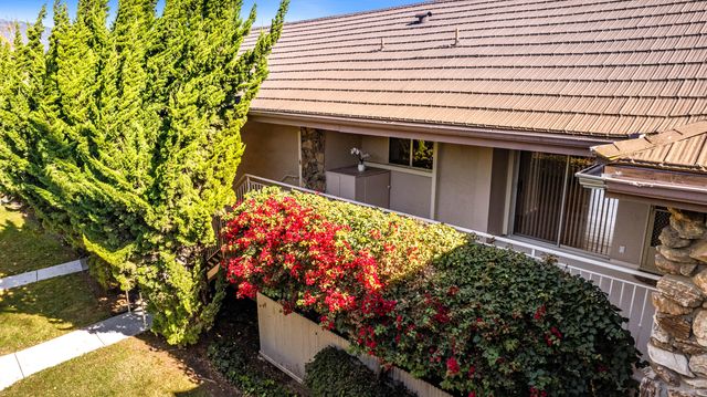$575,000 | 250 North Fairview Avenue, Unit 6, Goleta, CA 93117