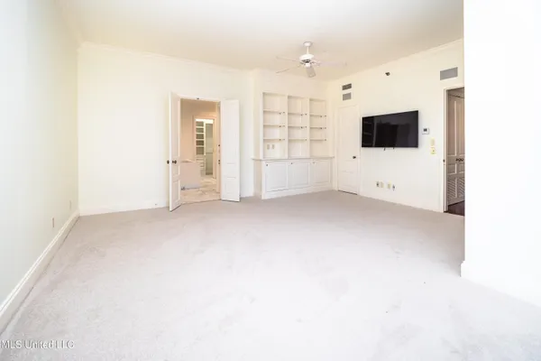 $560,000 | 1200 Meadowbrook Road, Unit 18, Jackson, MS 39206