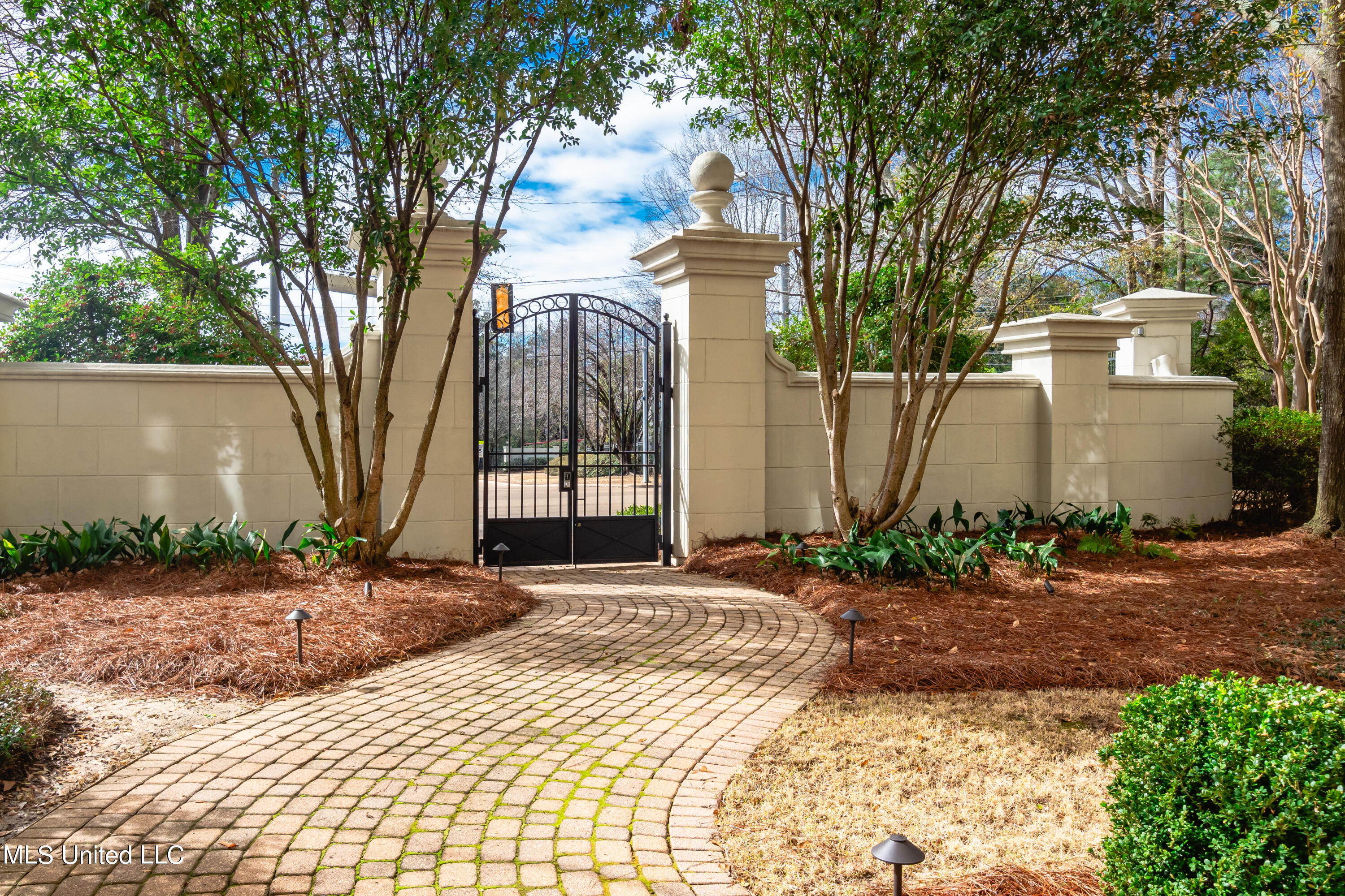 1200 Meadowbrook Road, Unit 18 Jackson, MS 39206 - Photo 35 of 35 P2050056