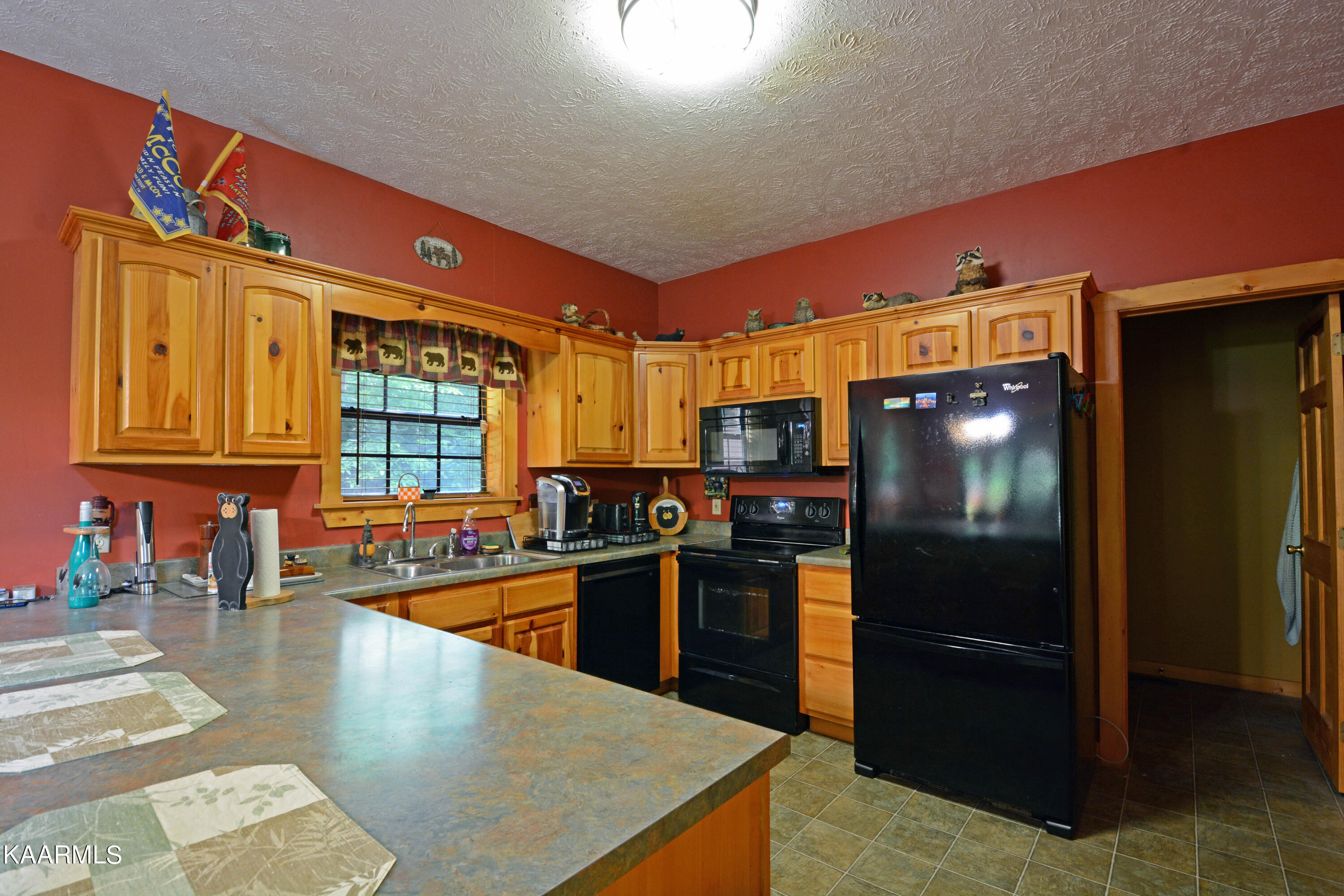 415 P A Proffitt Road Gatlinburg, TN 37738 - Photo 14 of 30 Kitchen 1