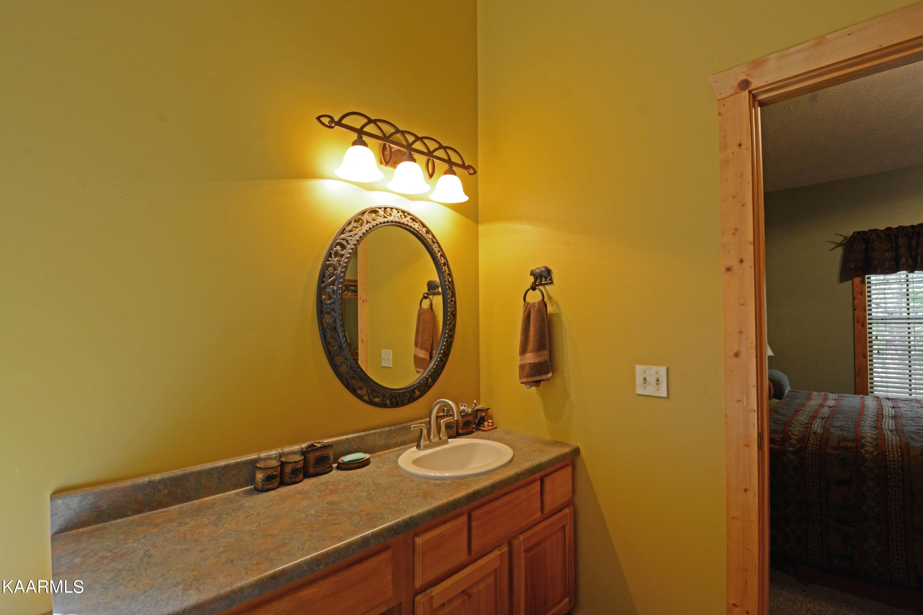 415 P A Proffitt Road Gatlinburg, TN 37738 - Photo 26 of 30 Top Floor Bathroom 3