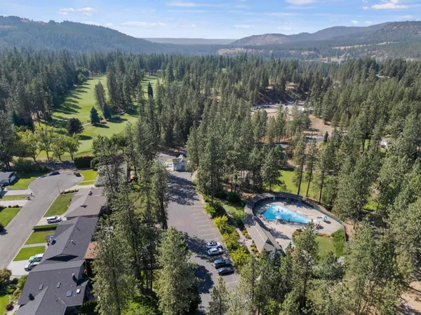 $600,000 | 912 West Bellwood Drive, Spokane, WA 99218