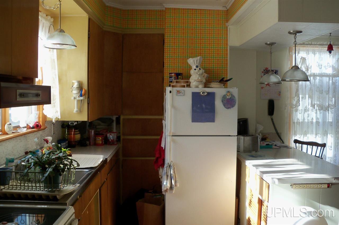 333 West Division Street Ishpeming, MI 49849 - Photo 4 of 21