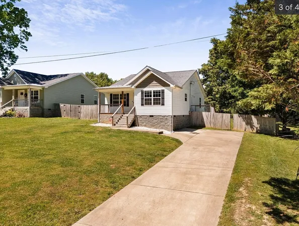$2,350 | 1206 Hornal Road, White Bluff, TN 37187