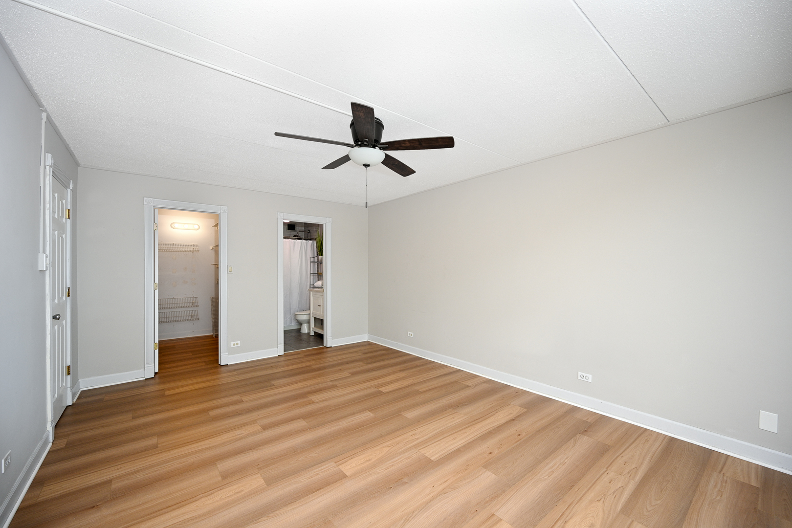 2005 South Finley Road, Unit 306 Lombard, IL 60148 - Photo 21 of 31 Gallery Image 21