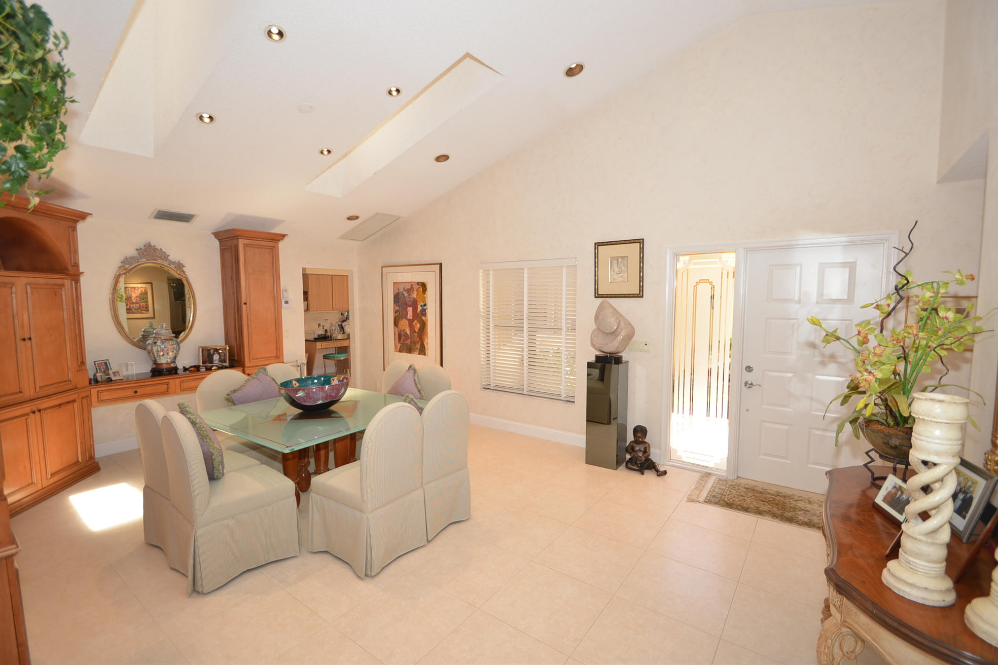 19357 Cedar Glen Drive Boca Raton, FL 33434 - Photo 3 of 40 DSC_0341