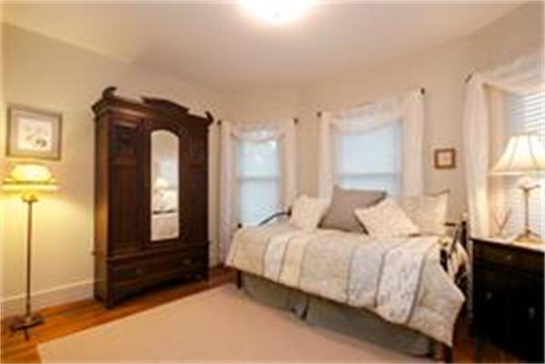 434 Springfield Street Chicopee, MA 01013 - Photo 17 of 20 Gallery Image 17
