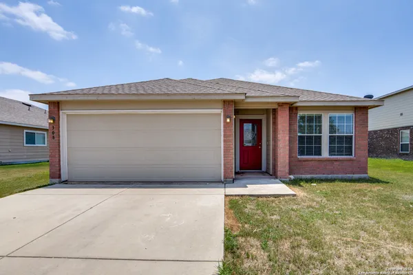 $1,900 | 308 Lonestar Gait, Selma, TX 78154