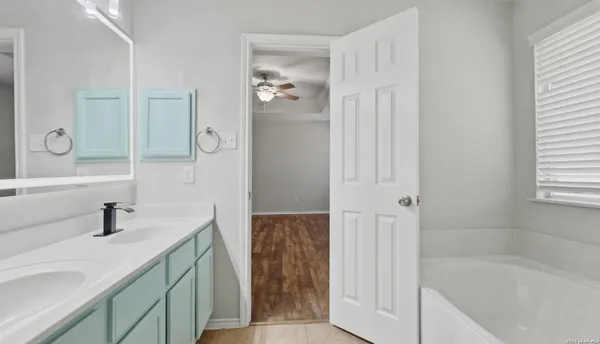 $1,800 | 308 Lonestar Gait, Selma, TX 78154