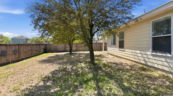 $1,800 | 308 Lonestar Gait, Selma, TX 78154