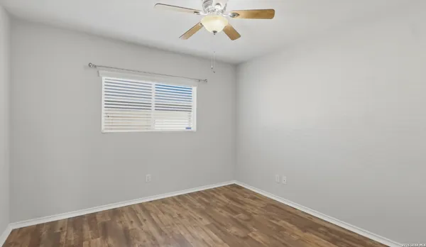 $1,800 | 308 Lonestar Gait, Selma, TX 78154