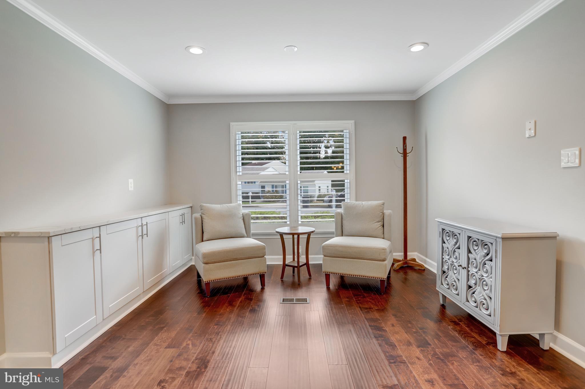 5775 Heming Avenue Springfield, VA 22151 - Photo 23 of 88 Sitting area