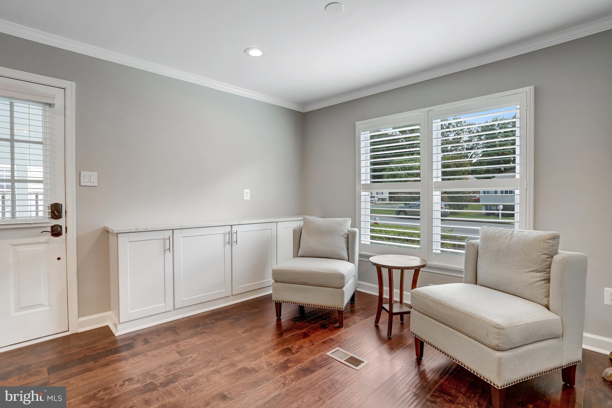 5775 Heming Avenue Springfield, VA 22151 - Photo 24 of 88 Sitting area