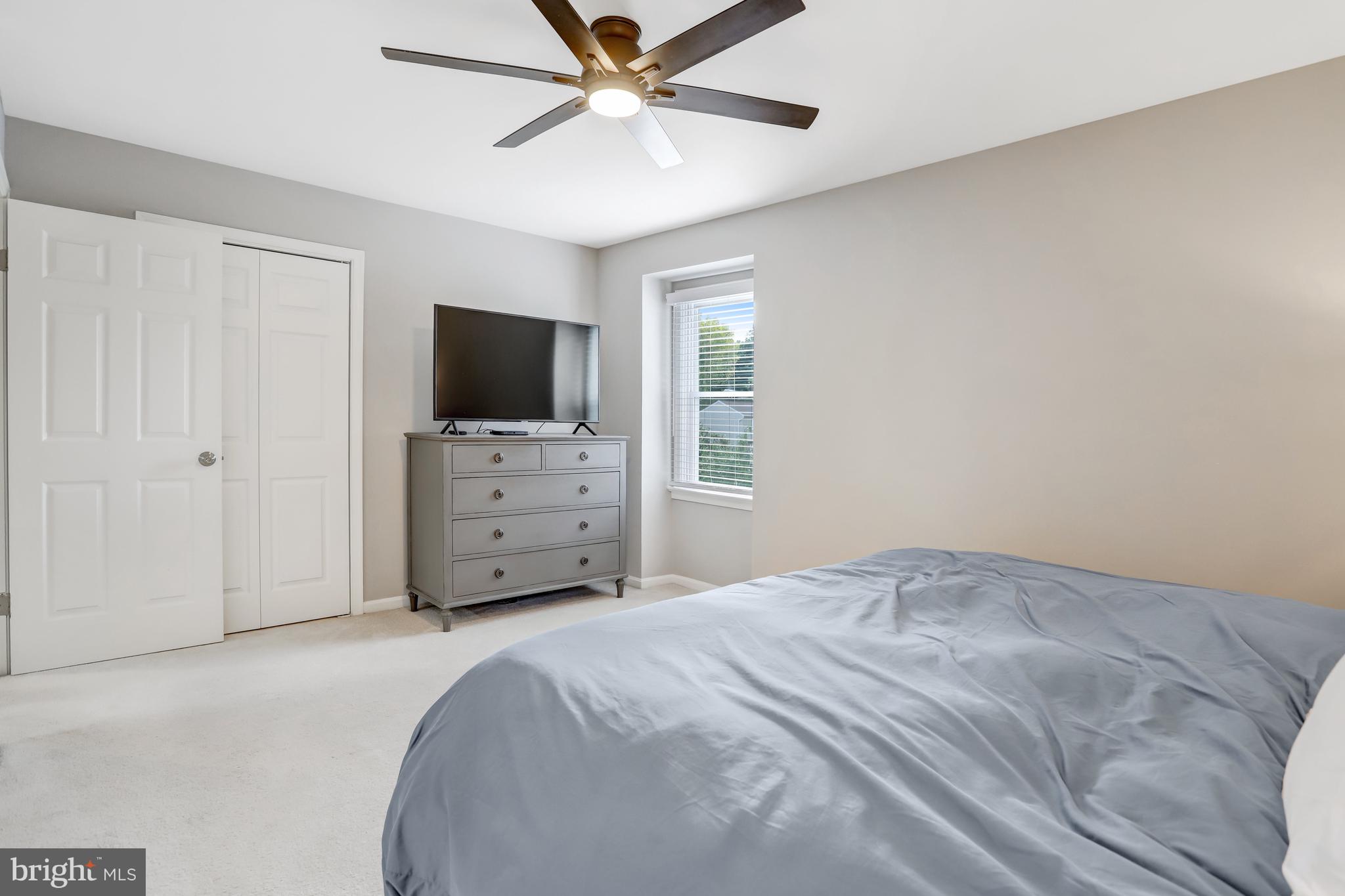 5775 Heming Avenue Springfield, VA 22151 - Photo 49 of 88 Upper level primary bed