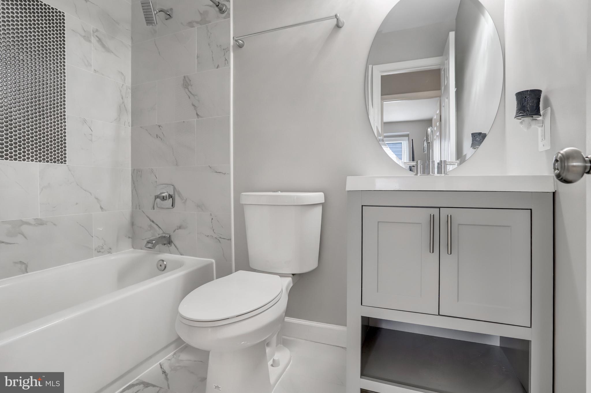5775 Heming Avenue Springfield, VA 22151 - Photo 58 of 88 Upper level hall bath