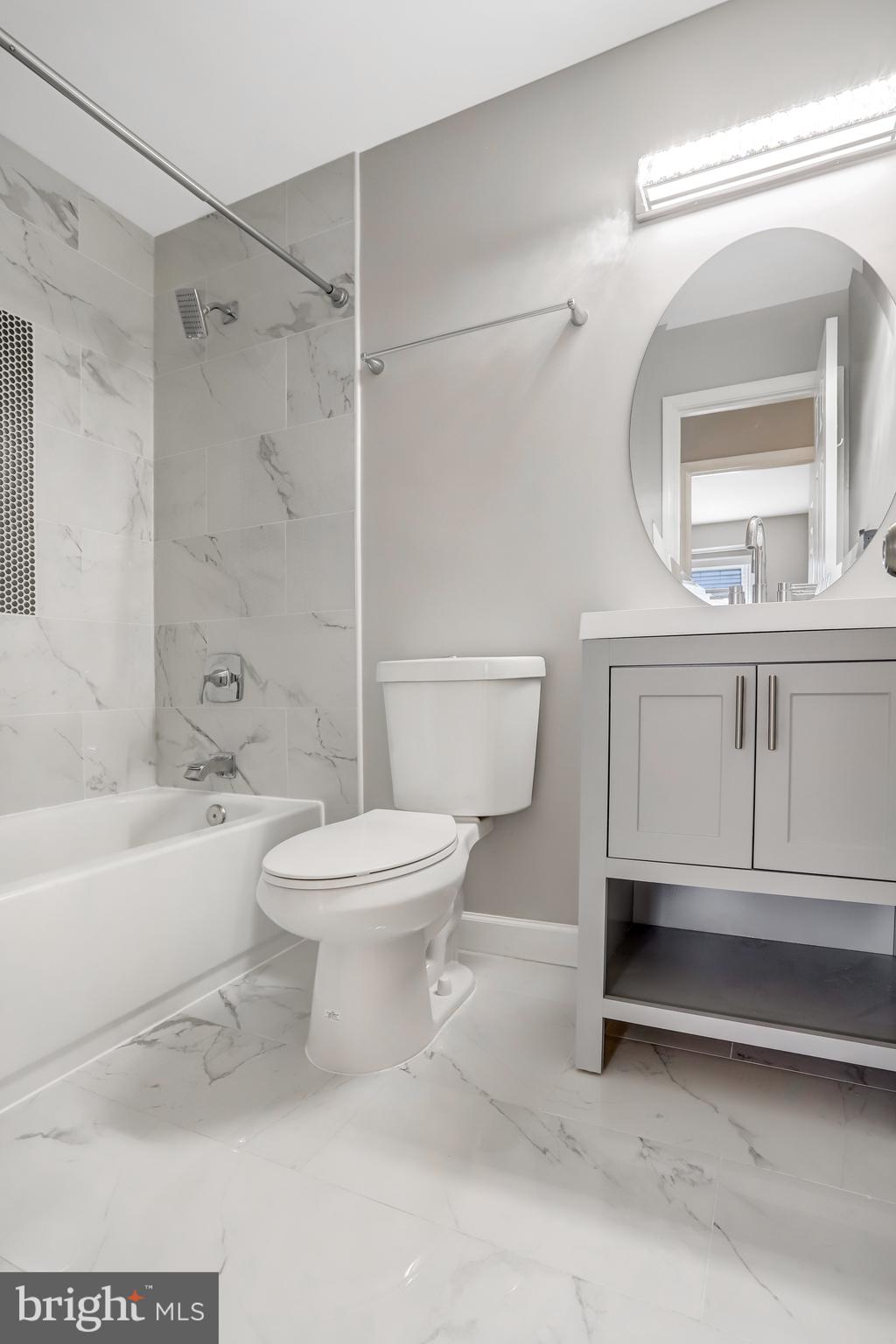 5775 Heming Avenue Springfield, VA 22151 - Photo 59 of 88 Upper level hall bath