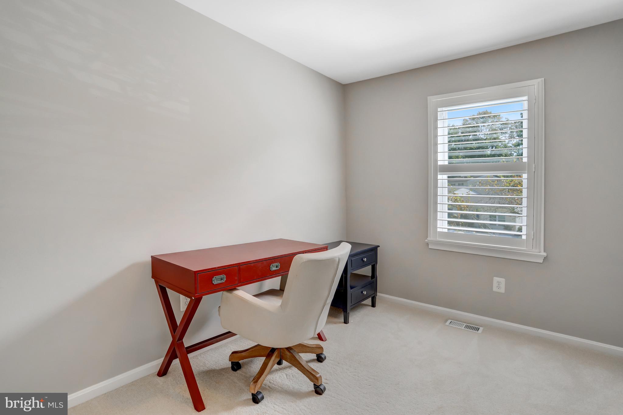 5775 Heming Avenue Springfield, VA 22151 - Photo 62 of 88 Upper level bedroom 3