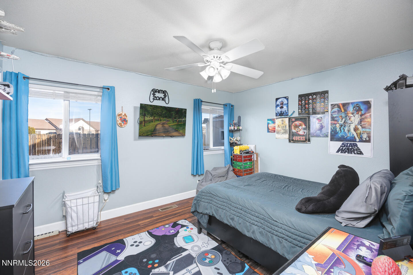 440 Cornerstone Court Fallon, NV 89406 - Photo 16 of 31 a bedroom with furniture and a window