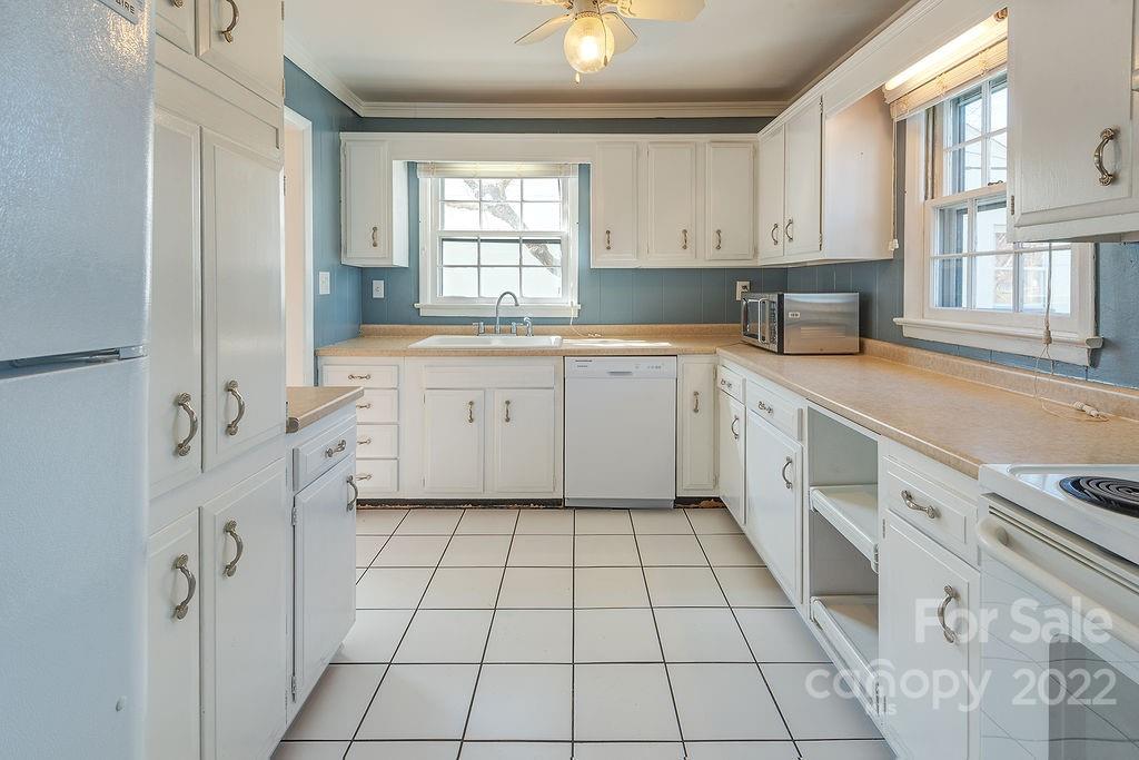 74 Manetta Road Asheville, NC 28804 - Photo 11 of 33 Gallery Image 11
