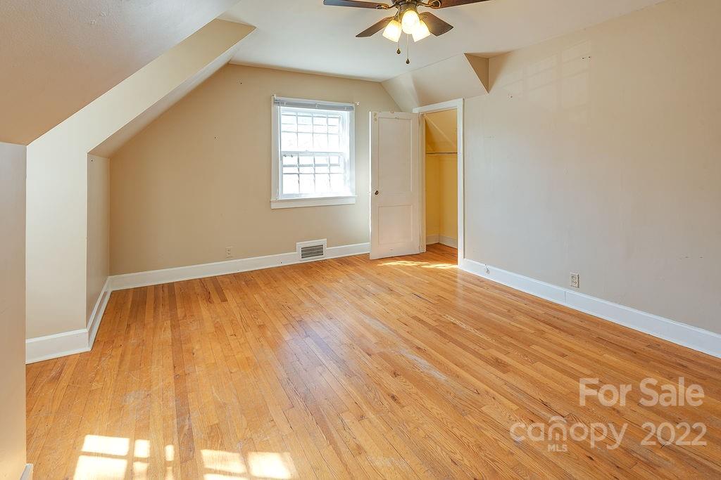 74 Manetta Road Asheville, NC 28804 - Photo 18 of 33 Gallery Image 18