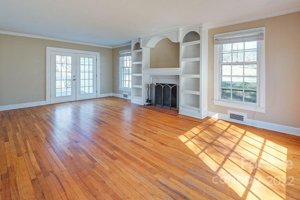 74 Manetta Road Asheville, NC 28804 - Photo 3 of 33 Gallery Image 3