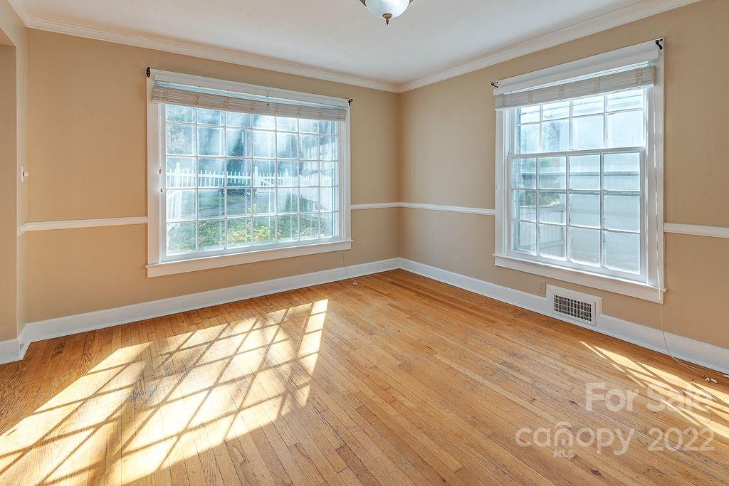 74 Manetta Road Asheville, NC 28804 - Photo 7 of 33 Gallery Image 7