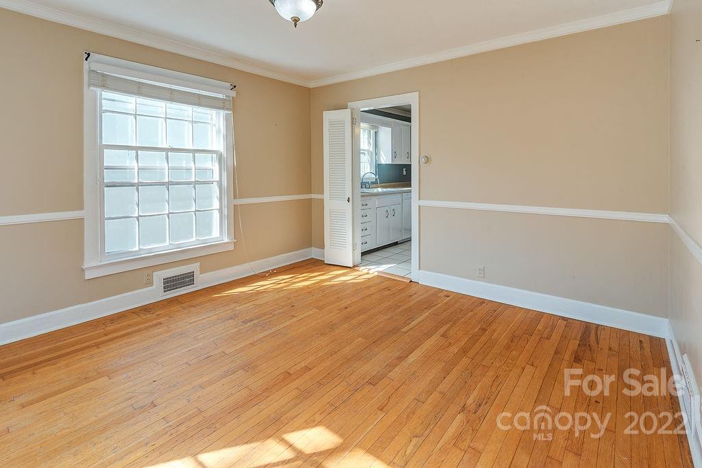 74 Manetta Road Asheville, NC 28804 - Photo 10 of 33 Gallery Image 10
