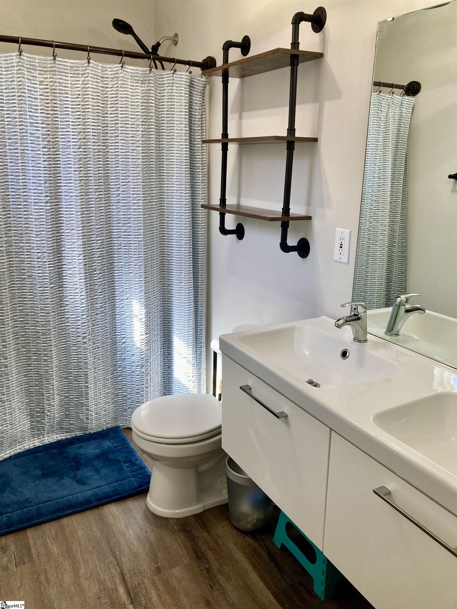 252 Barbours Lane Greenville, SC 29607 - Photo 14 of 27