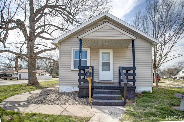 $95,000 | 608 South Lafayette Street, Jerseyville, IL 62052