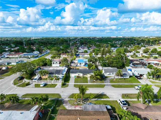 $465,000 | 15621 Southwest 298th Terrace, Homestead, FL 33033