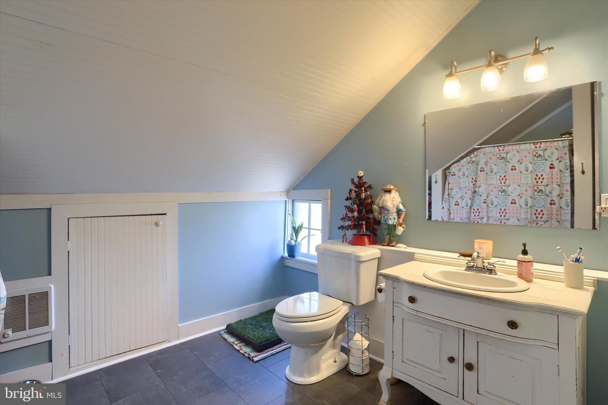 1985 Old Mill Road Marysville, PA 17053 - Photo 34 of 72 a bathroom with a toilet sink and mirror