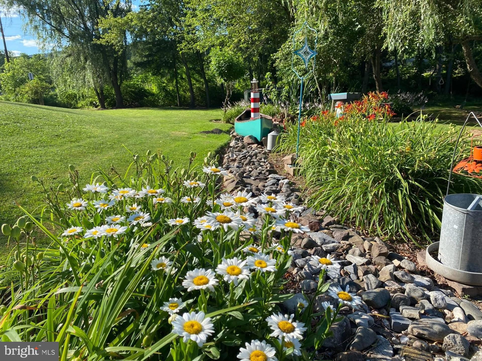 1985 Old Mill Road Marysville, PA 17053 - Photo 64 of 72 a view of a garden with plants
