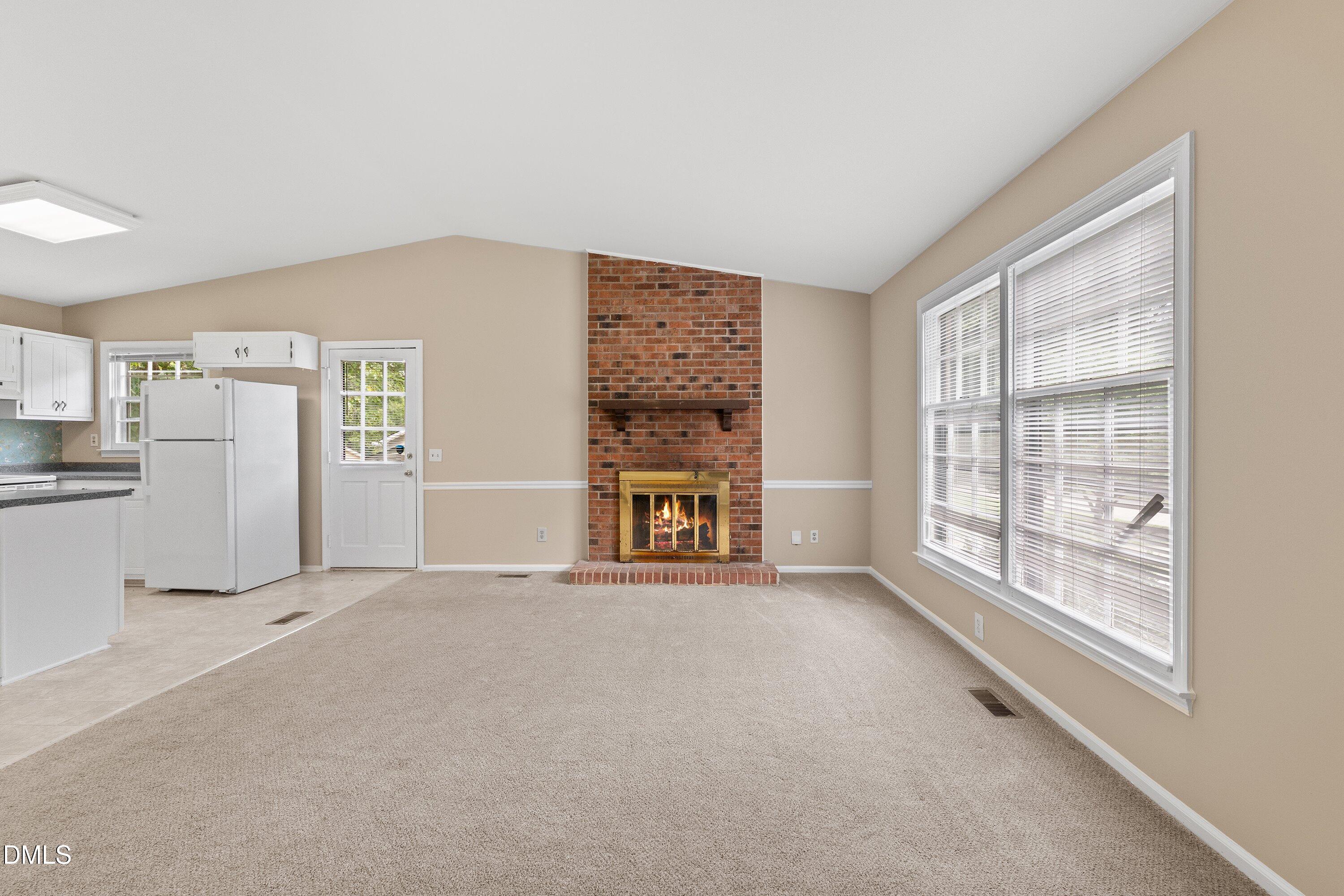 5804 Caledonia Street Raleigh, NC 27609 - Photo 7 of 42 07-5804 Caledonia St_4278